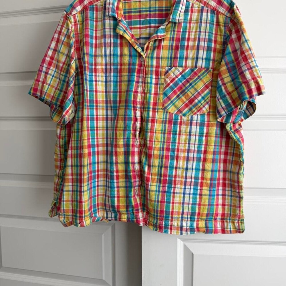 Multi-colored plaid cotton button-up shirt in size 2X #plaid #buttonup